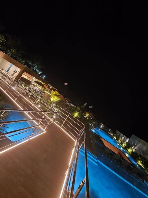 Flat De Luxo Beira-mar Em 公寓 *